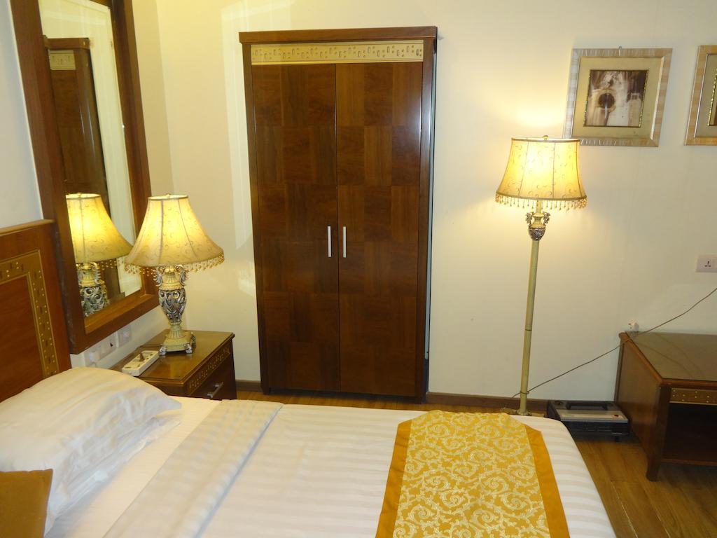Hotel Picasso Delhi  Exterior foto